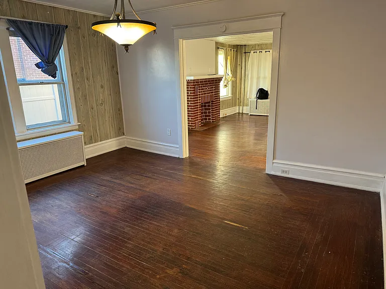 1828 W Washington St — Photo 11