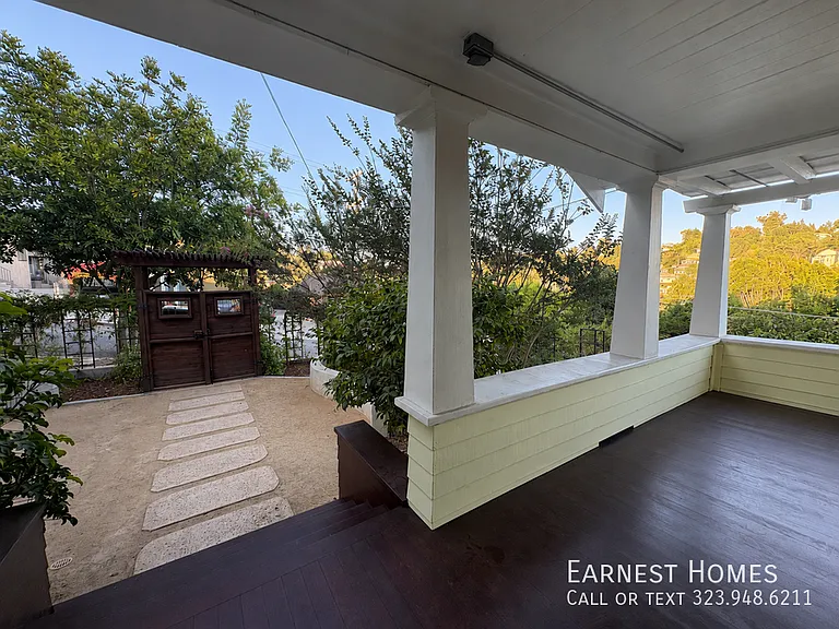 2256 Ewing St — Photo 2