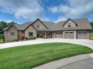 5745 Hester Ct, Piney Flats, TN 37686