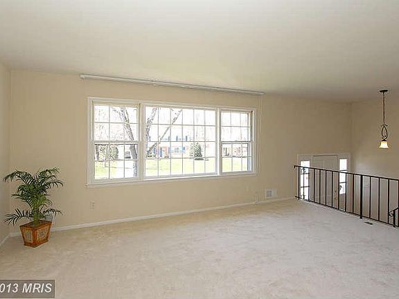 4th image of 3103 Battersea Ln