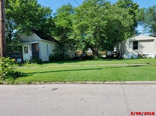 1018 Center St, Henderson, KY 42420