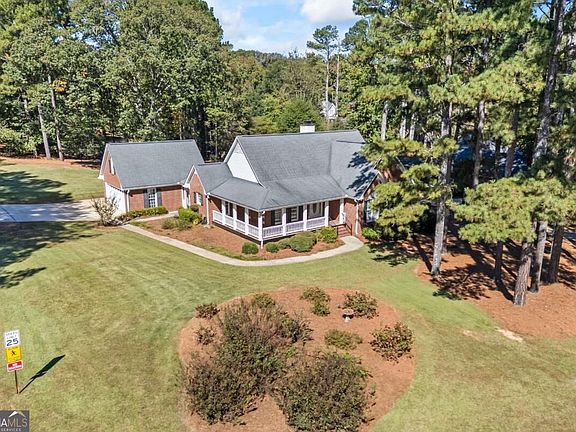 3rd image of 1010 Keeneland Ct