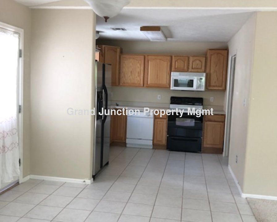 2nd image of 1500 Rood Ave