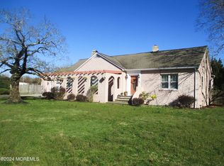 65 Riverwood Dr, Toms River, NJ 08755