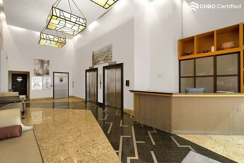 Furnished Condo Downtown Houston — Photo 3