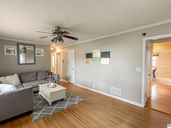 5th image of 6940 Pinkney St