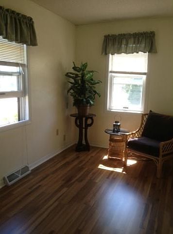 1st image of 715/717 S 18th Ave S