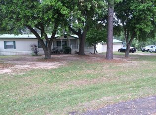 2641 Oak Trail Shores Dr, Chandler, TX 75758