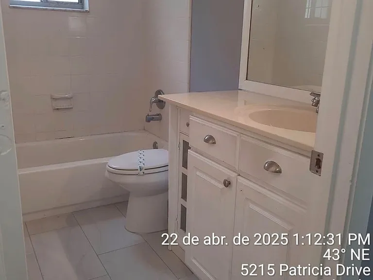 6228 Sandcrest Cir #6228 — Photo 4