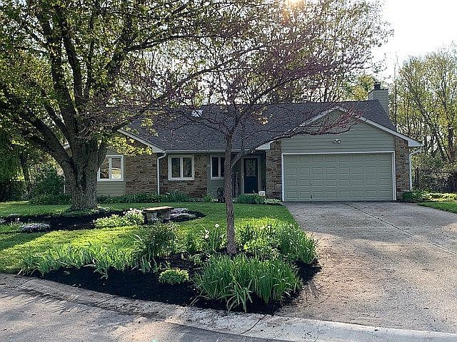 1st image of 50 Waterford Ct