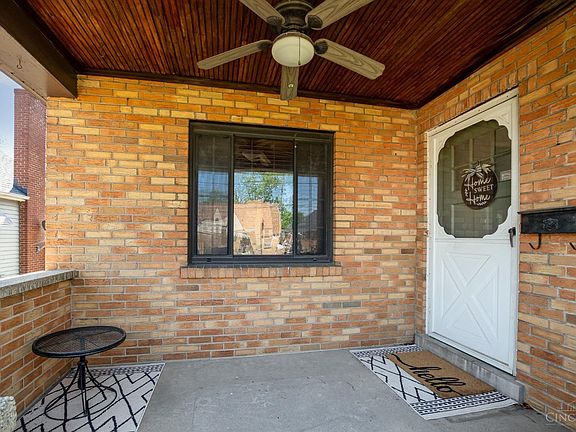 4th image of 3855 Oleary Ave