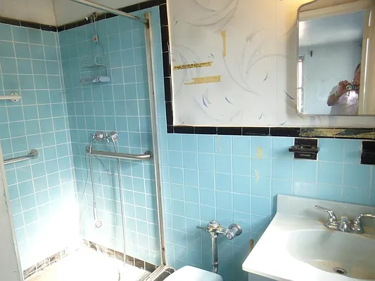 Sold by Fillmore | media 19