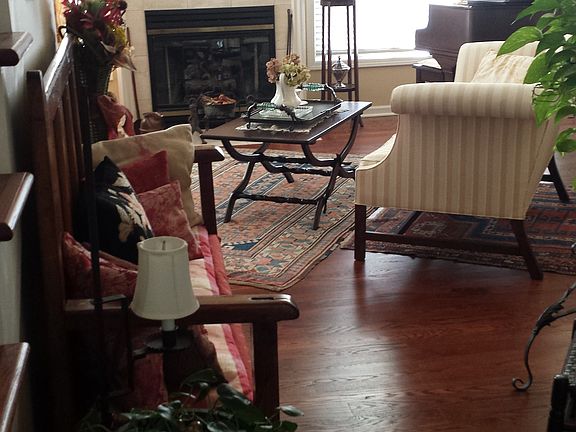 4th image of 318 Buchner Hill Dr #3