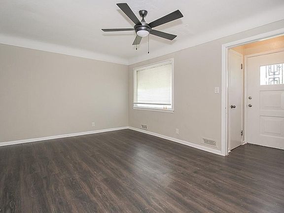 4th image of 16118 Biltmore Ave