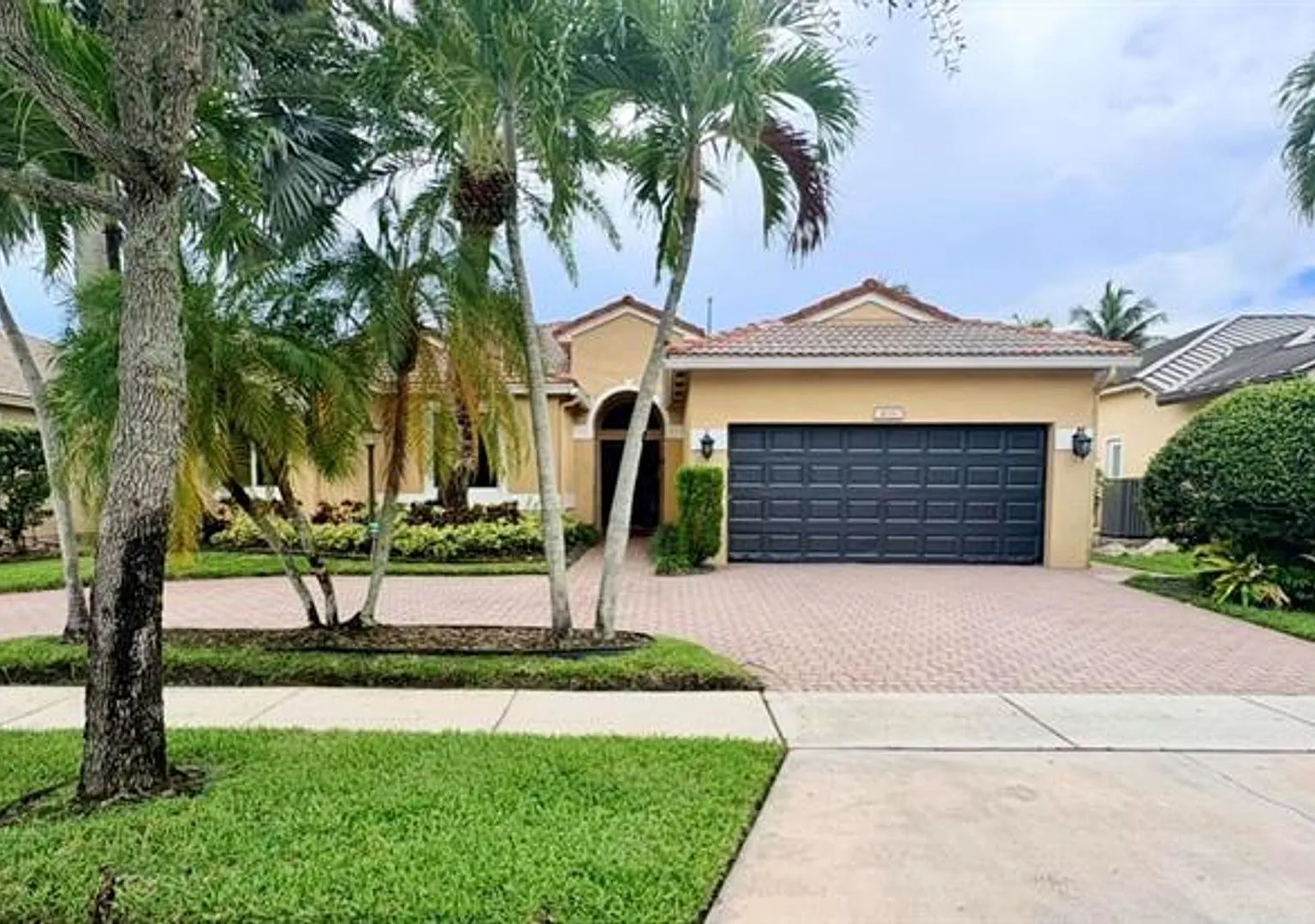 1032 NW 139th Ter # 1032, Pembroke Pines, FL 33028 — Photo 2