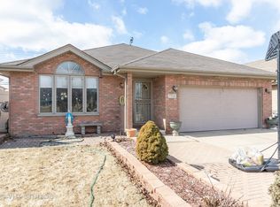 7740 Leamington Ave, Burbank, IL 60459