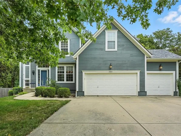 5117 Lakecrest Dr, Shawnee, KS 66218