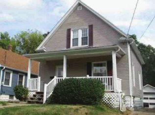 1170 22nd St, Moline, IL 61265