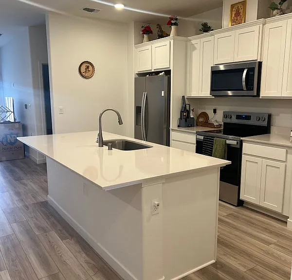 348 Brad Ct — Photo 8