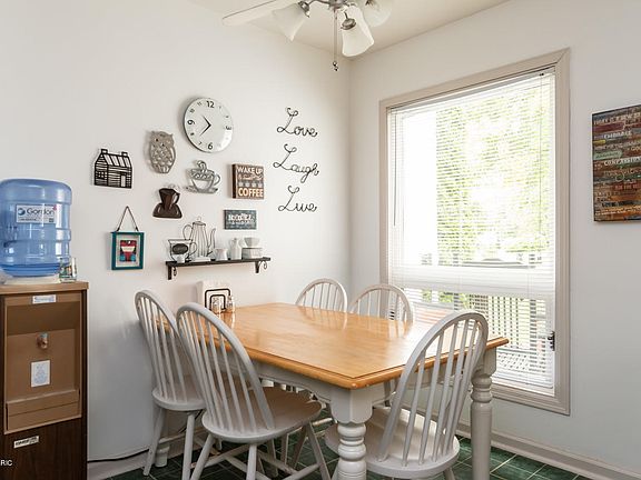 4th image of 1407 Regina Ave