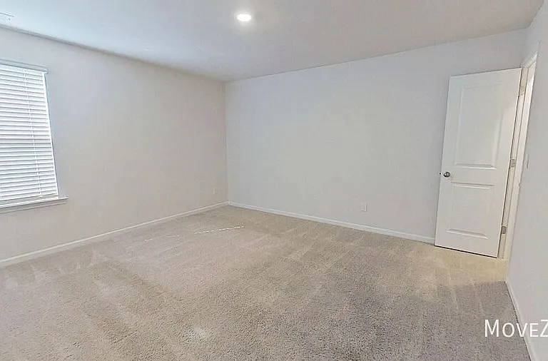 6801 Capstone Ct — Photo 32