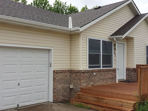 4th image of 161 Glenbrook Dr