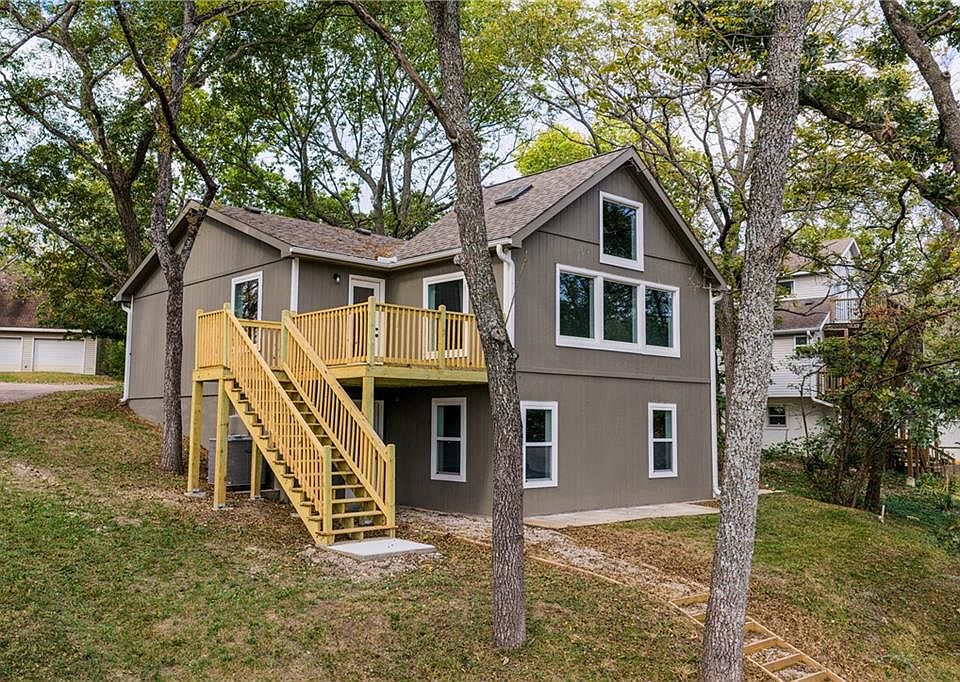 1st image of 337 W Sugar Lake Dr