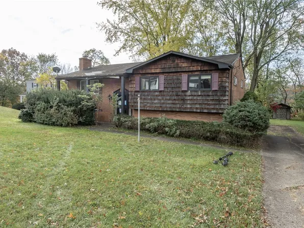 3308 Macintyre Dr, Murrysville, PA 15668