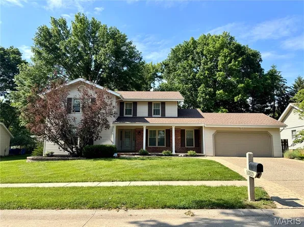 16059 Meadow Oak Dr, Chesterfield, MO 63017
