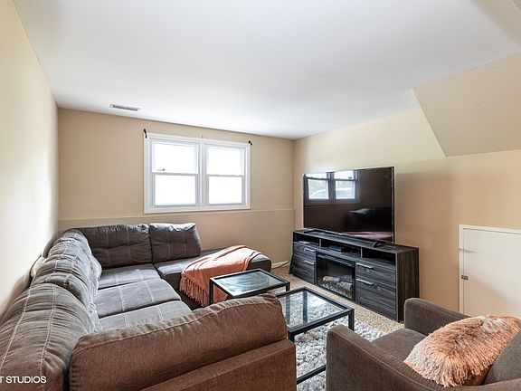 4th image of 3790 Kirk Ct
