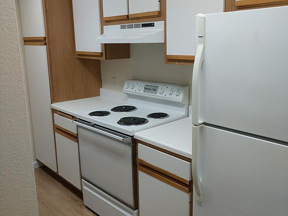 4th image of 7453 133rd Ave SE #G204