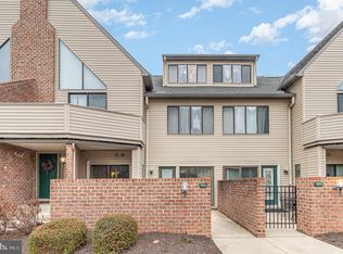 904 Cherrington Dr, Harrisburg, PA 17110