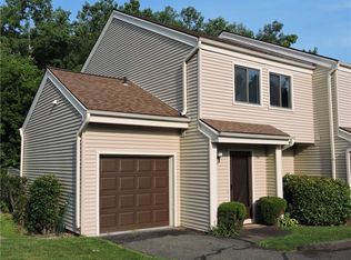 26 Deer Run, Bethel, CT 06801