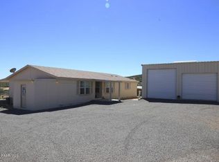 17285 E Leprechaun Rd, Dewey, AZ 86327
