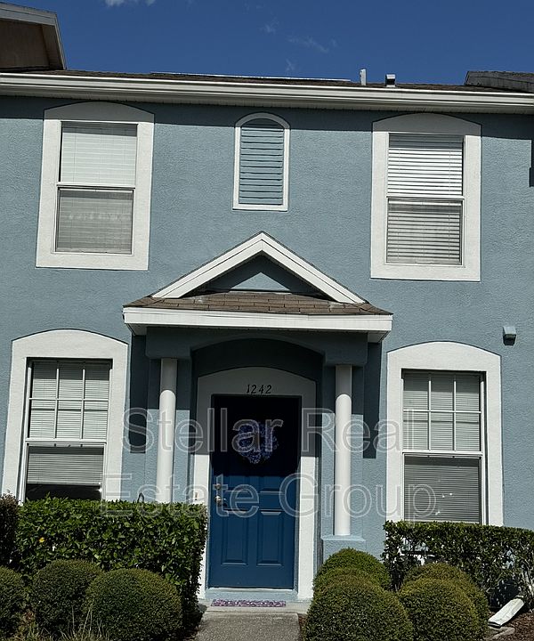 1st image of 1242 Beckenham Way