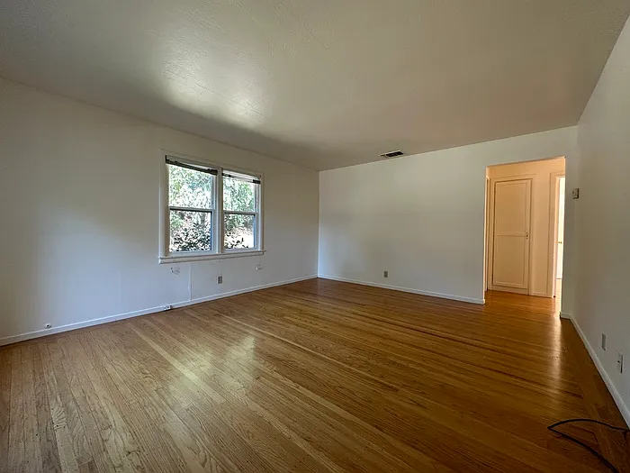45 Aiken Way — Photo 5