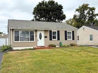 3139 Saint David Ln, Saint Ann, MO 63074