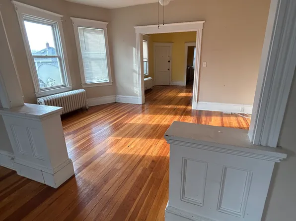 89-91 Armour St #2, New Bedford, MA 02740