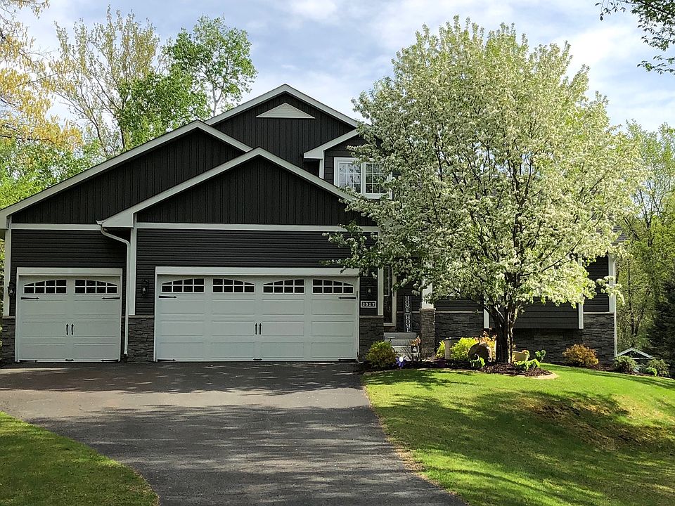 1st image of 3527 133rd Ln NE