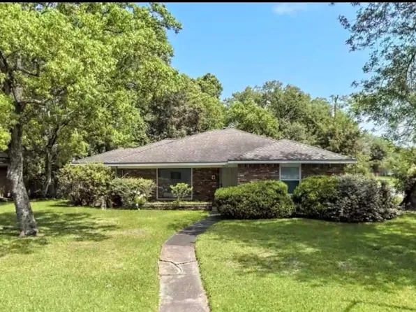 4502 Creekbend Dr, Houston, TX 77035