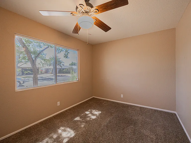 2812 S Cottonwood Dr — Photo 18