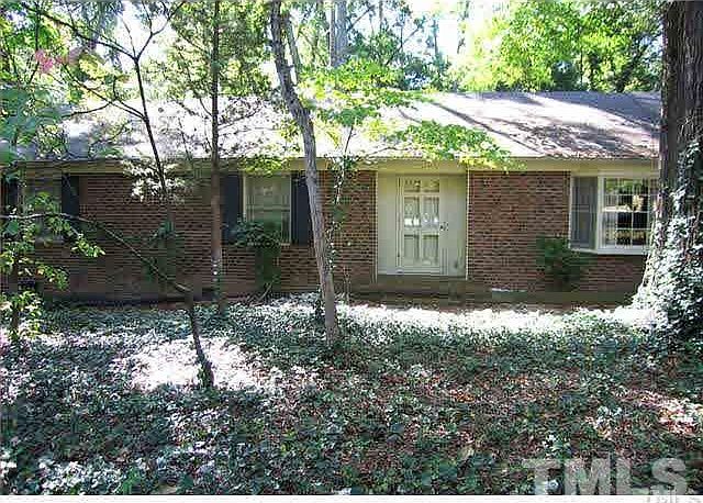 1st image of 111 N Estes Dr