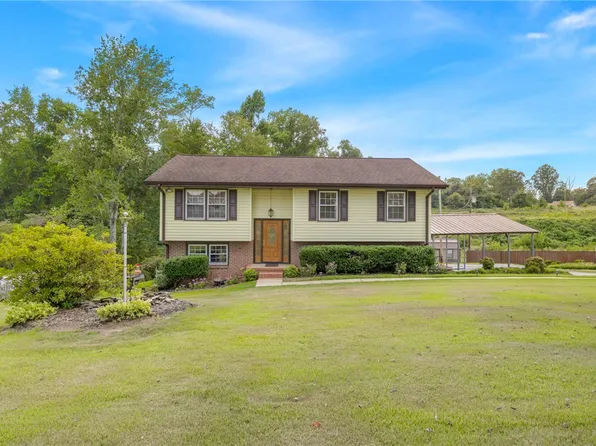 110 Earl St, Pickens, SC 29671