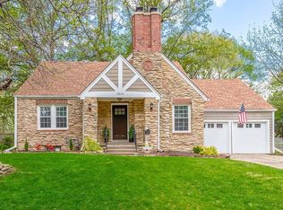 6800 Marty St, Overland Park, KS 66204