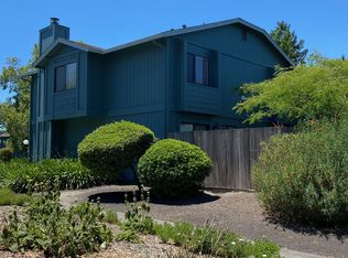 239 College View Dr, Rohnert Park, CA 94928