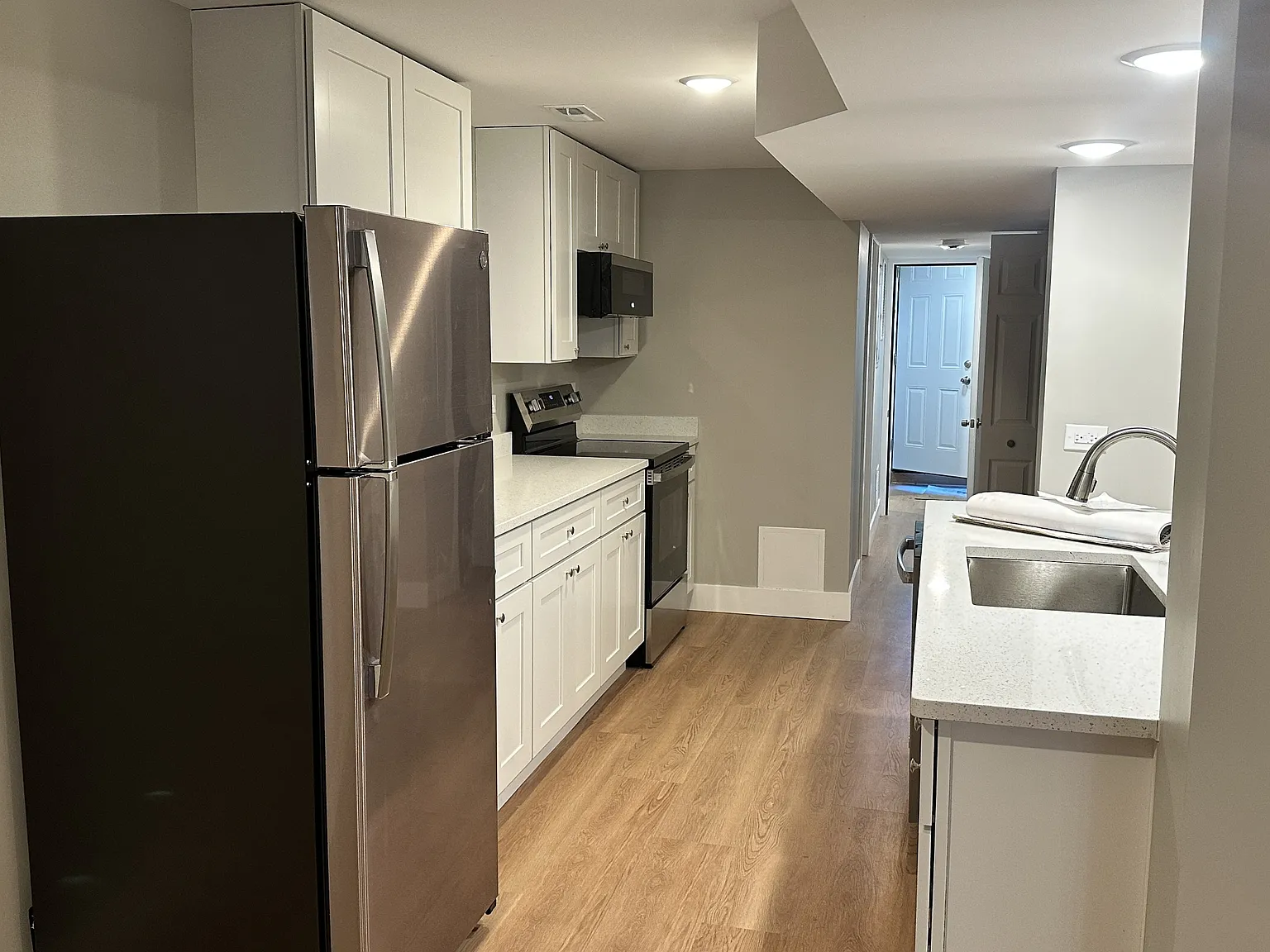 1429 N Fairfield ave - G — Photo 4