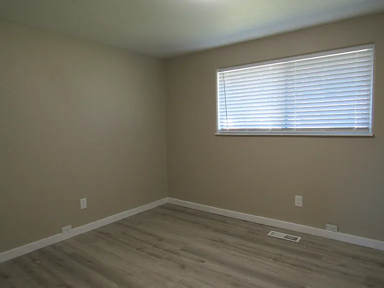 9208 Twilight Ln SW — Photo 10