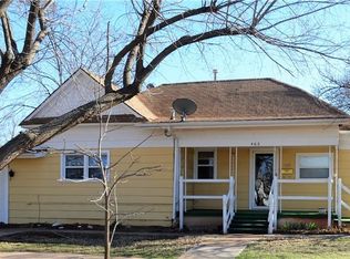 402 E Clay St, Cordell, OK 73632