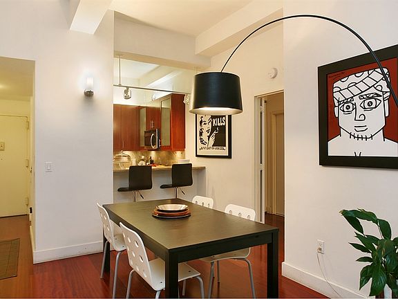 3rd image of 80 John St APT 4G