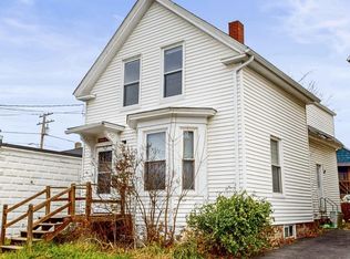 8 Howe St, Lewiston, ME 04240